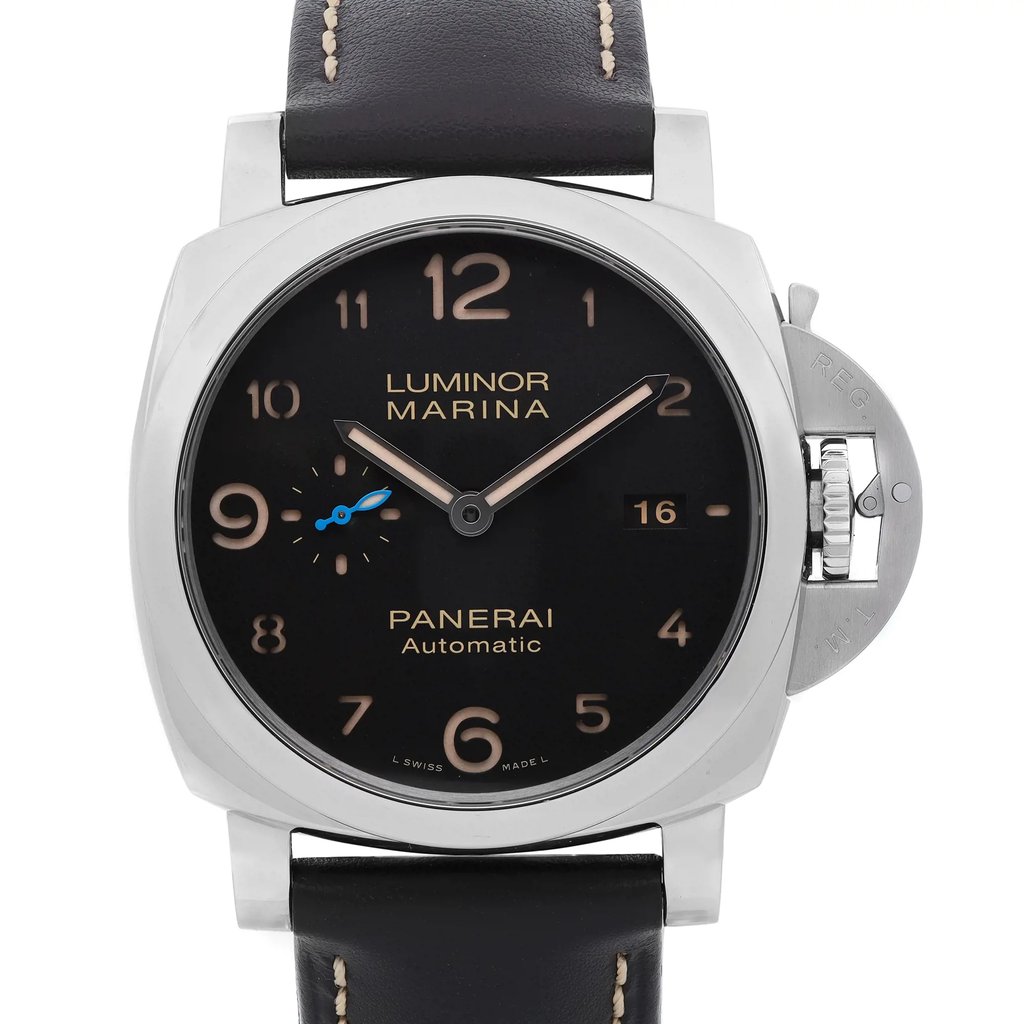 Up Close Front Facing Picture Of Panerai PAM01359 Stainless Steel Watch Display Model Condition