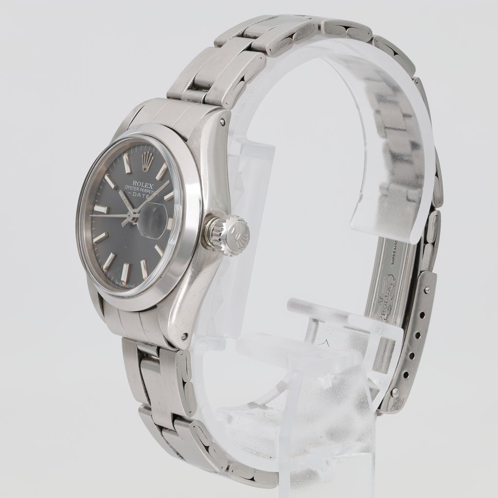 2nd image of rolex Rolex Perpetual Date Wristwatch, PreOwned condition