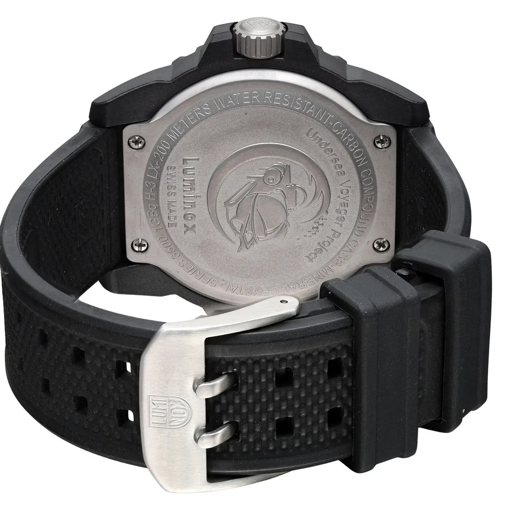 Back View Of Screwback Back Case And Closed Rubber Band Of Luminox XS.3505.L Watch Display Model Condition