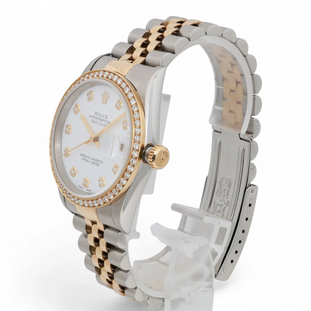 2nd image of Rolex  Rolex Datejust 16233 Wristwatch, PreOwned condition