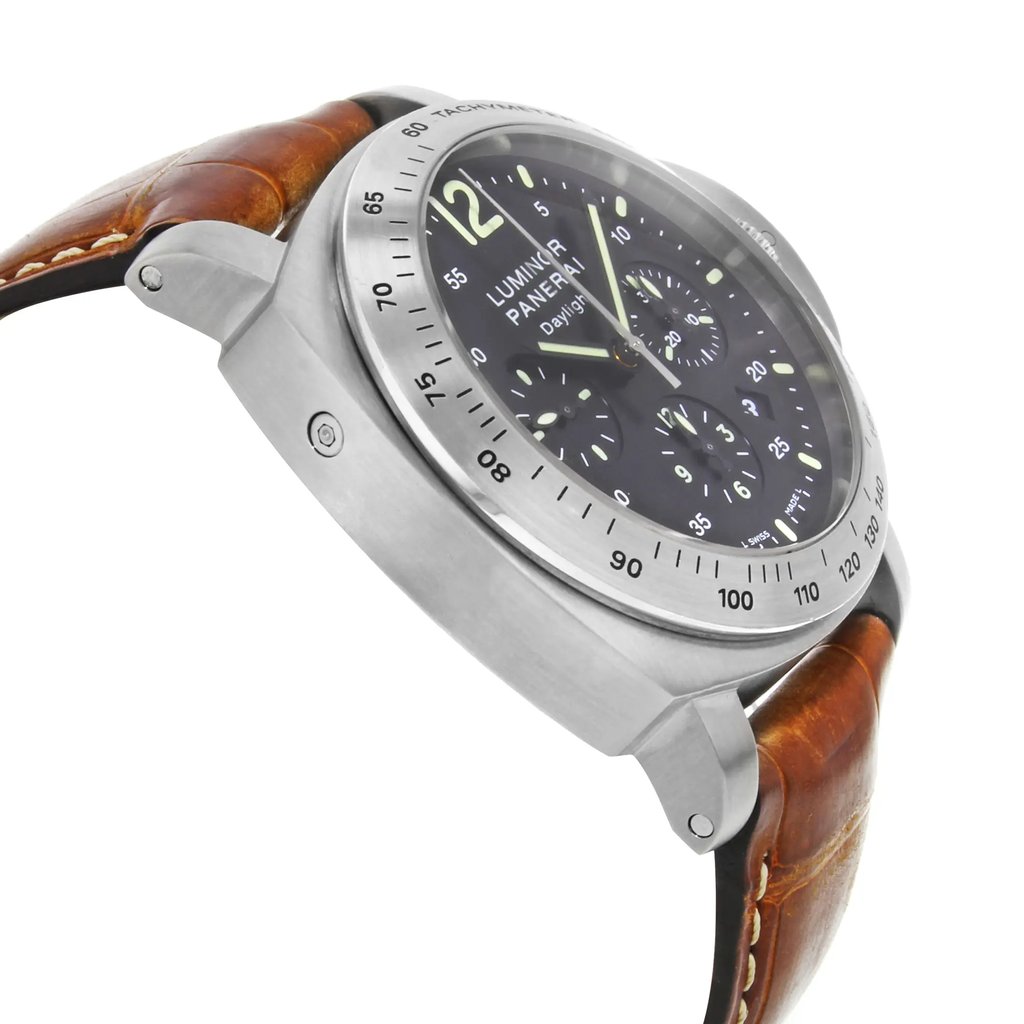 4th image of Panerai PAM00250 Wristwatch, PreOwned condition
