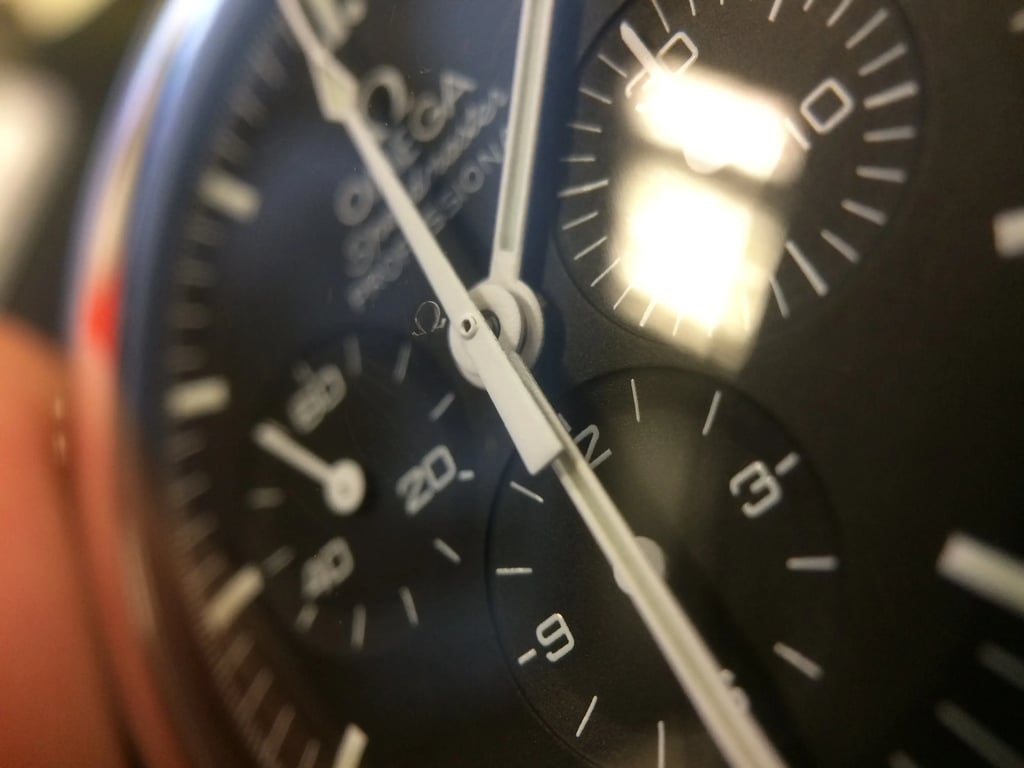 5th image of OMEGA 311.33.42.30.01.001 Wristwatch, DisplayModel condition