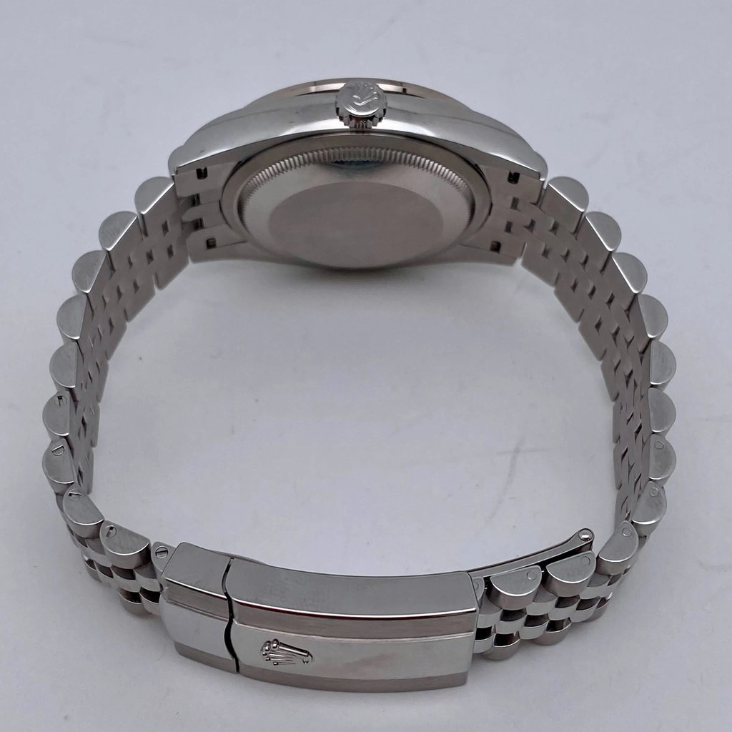 10th image of Rolex Datejust Wristwatch, Unworn condition