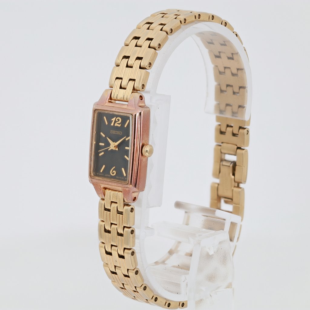2nd image of Seiko 1N01-0FH0 Wristwatch, PreOwned condition