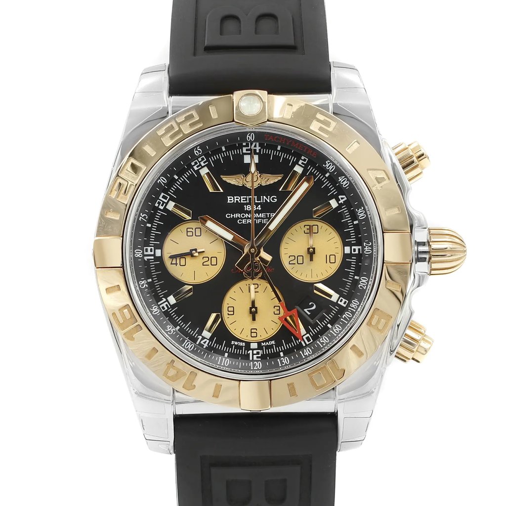 Up Close Front Facing Picture Of Breitling CB042012/BB86-153S Stainless Steel Watch Display Model Condition