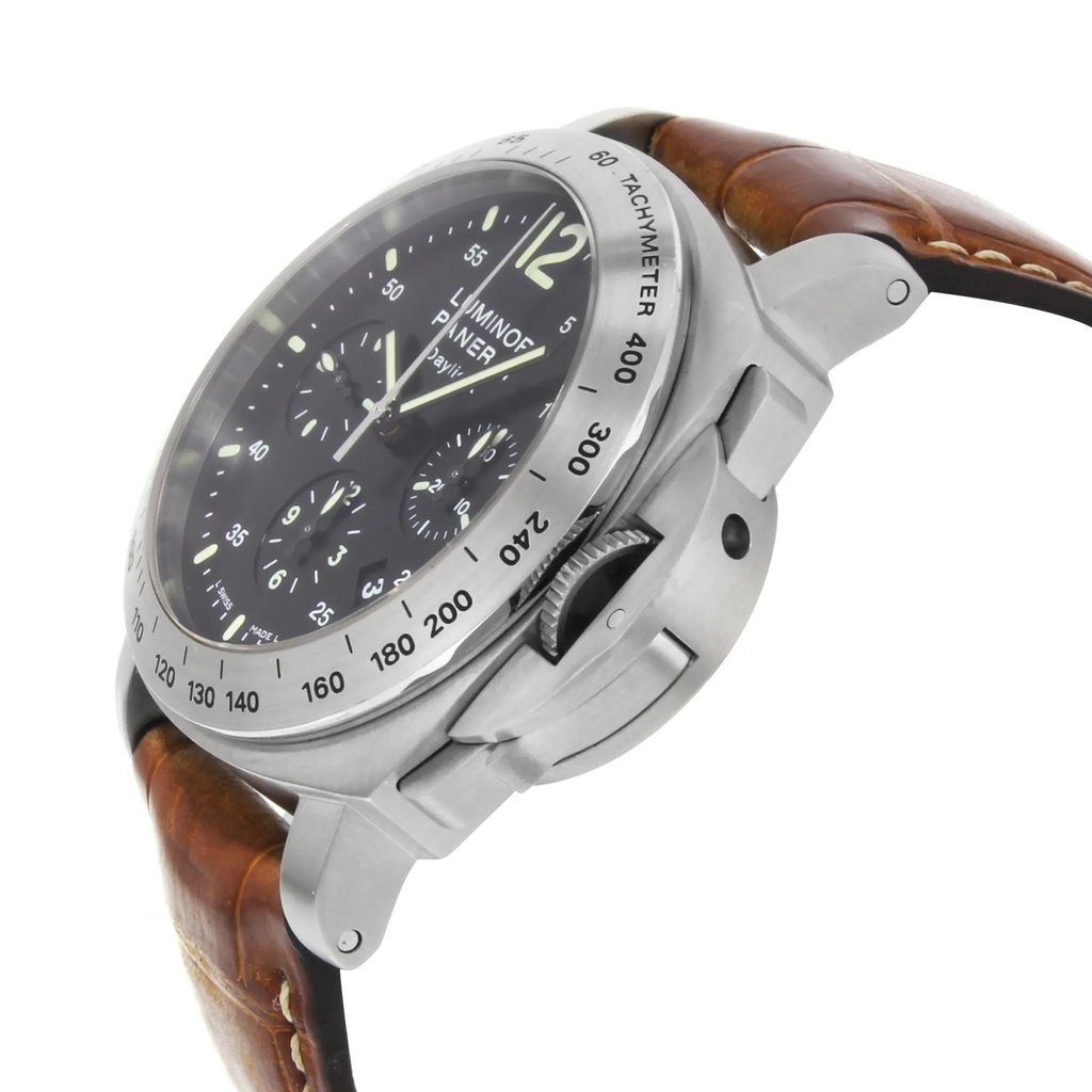 3rd image of Panerai PAM00250 Wristwatch, PreOwned condition