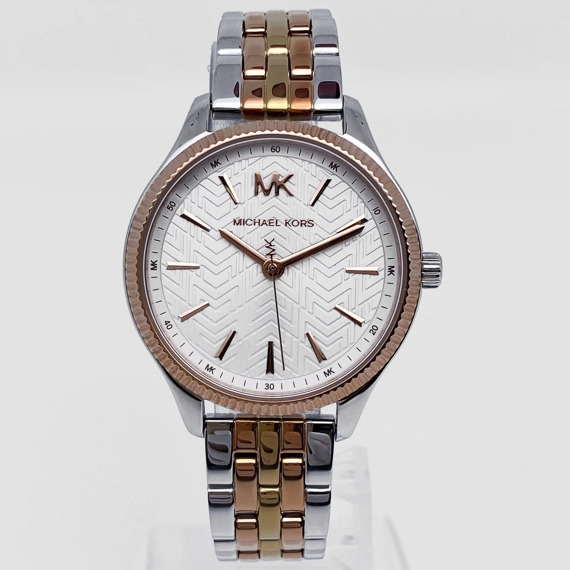 Front Full View Of Michael Kors MK6642 Stainless Steel Watch Display Model Condition Good