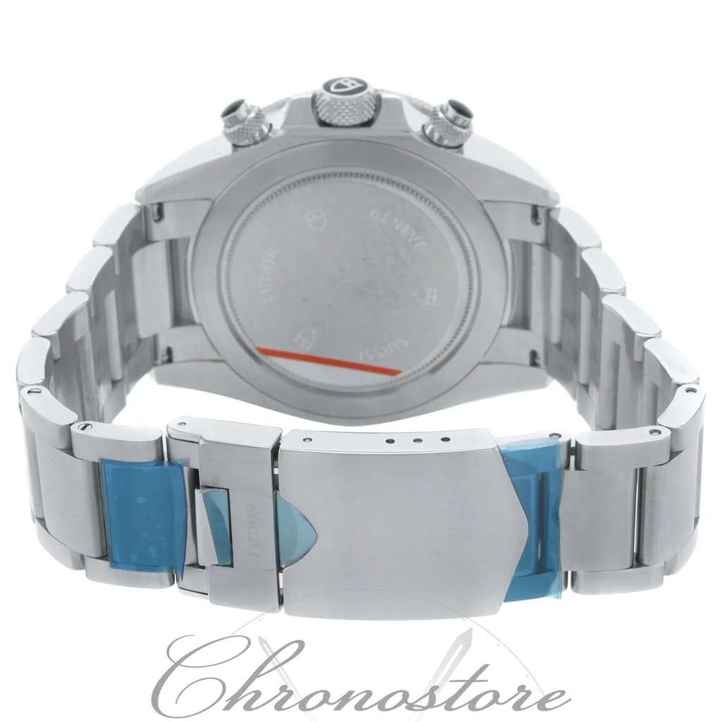 3rd image of TUDOR 70330N Wristwatch, Unworn condition