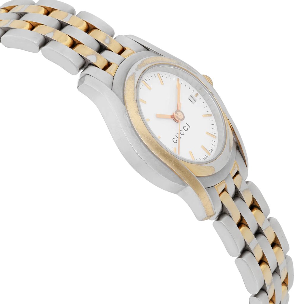 4th image of Gucci YA055528 Wristwatch, PreOwned condition