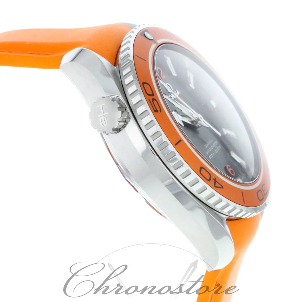 3rd image of OMEGA 232.32.46.21.01.001 Wristwatch, PreOwned condition