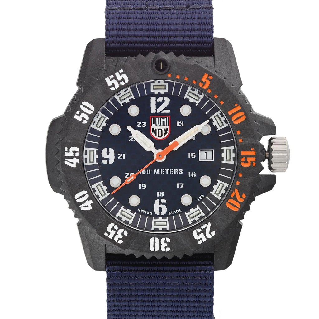 Up Close Front Facing Picture Of Luminox XS.3803.C Carbon Watch Display Model Condition