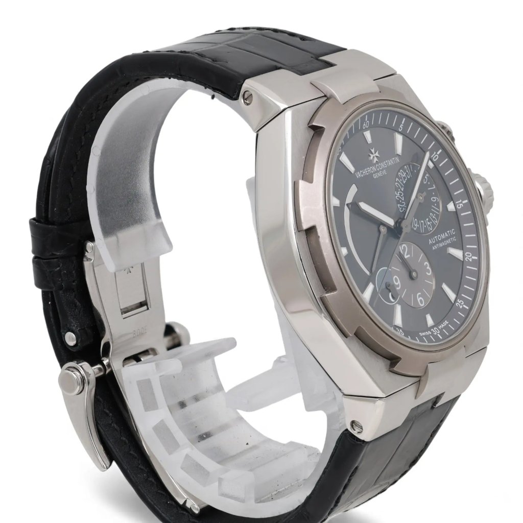 View Of Opposite Crown Facing Side Of Vacheron Constantin 49150/000W Stainless Steel Watch Pre Owned Condition
