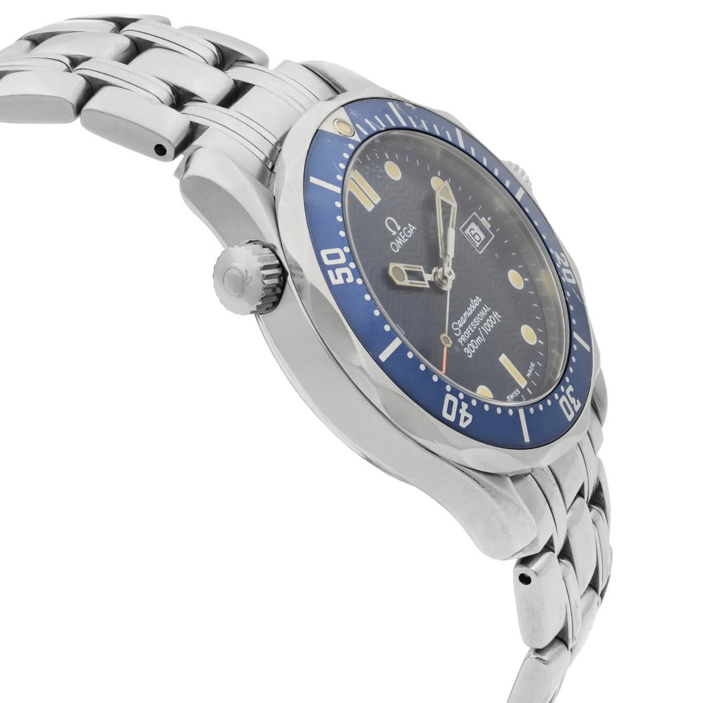 4th image of OMEGA 2561.80.00 Wristwatch, PreOwned condition
