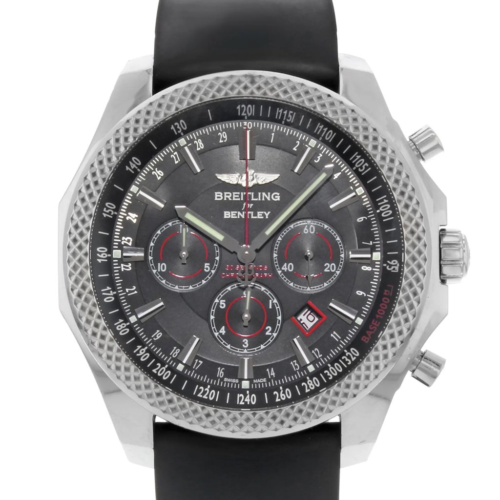 Up Close Front Facing Picture Of Breitling A2536824/BB11-212S Stainless Steel Watch Pre Owned Condition