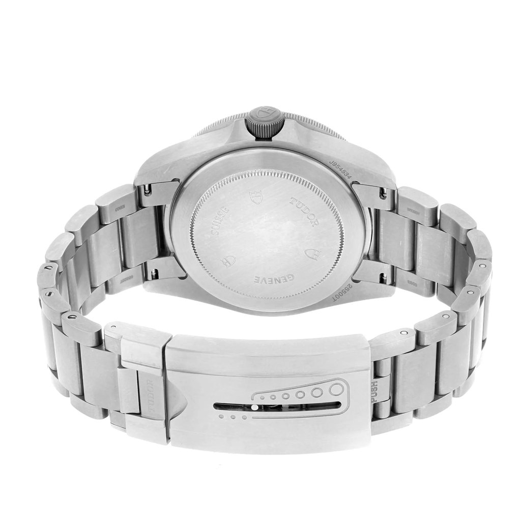 4th image of TUDOR 25500TN Wristwatch, DisplayModel condition