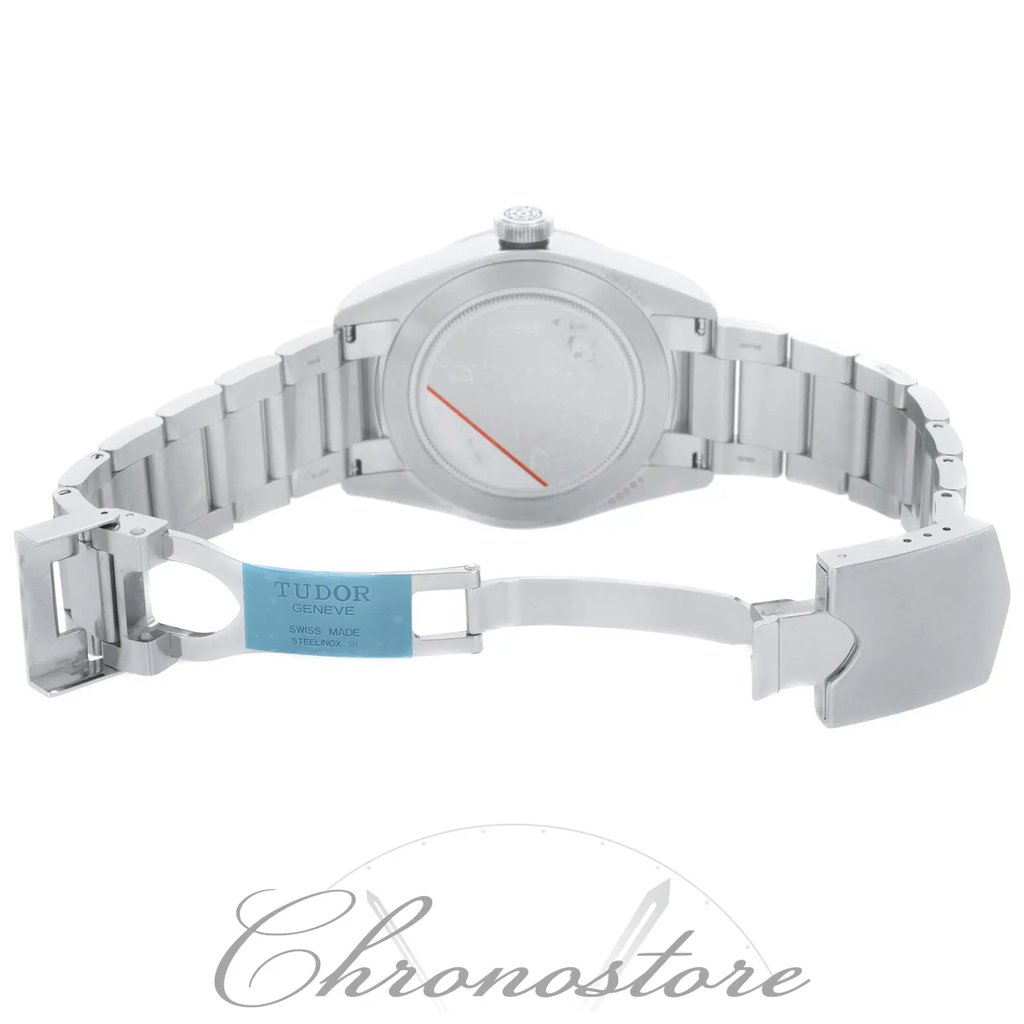 4th image of TUDOR 79220R-BKSS Wristwatch, Unworn condition