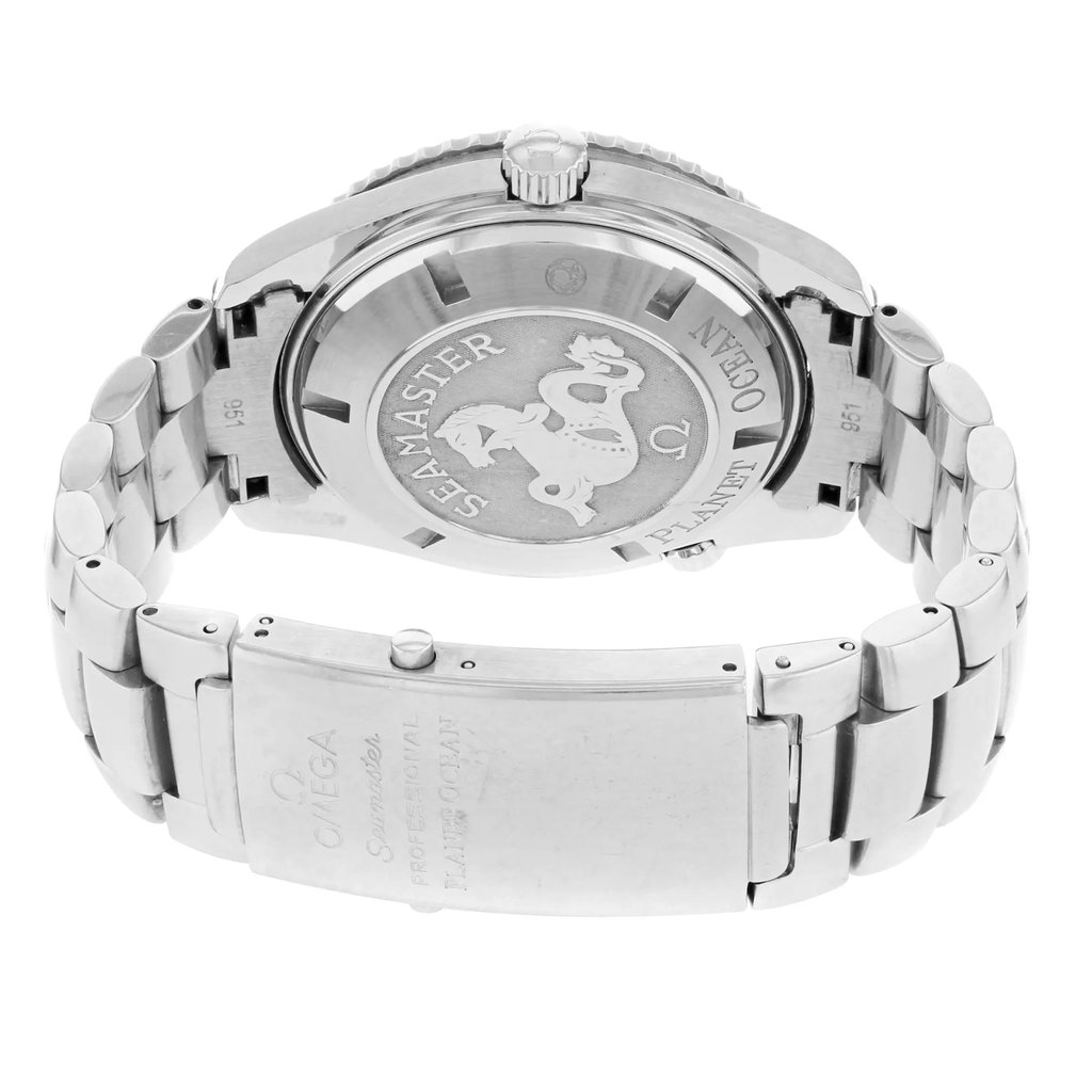 5th image of OMEGA 2200.51.00 Wristwatch, PreOwned condition