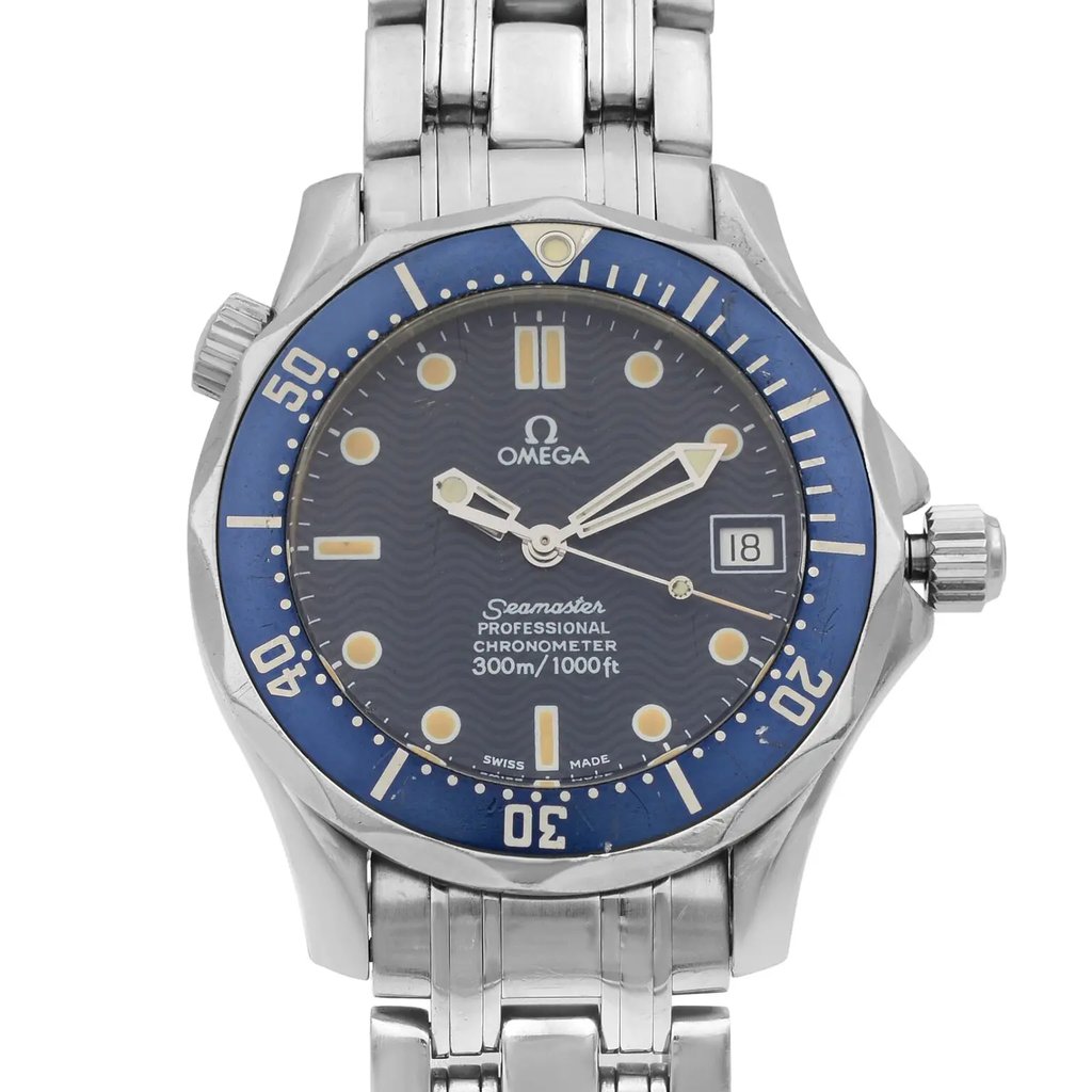 2nd image of OMEGA 2551.80.00 Wristwatch, PreOwned condition