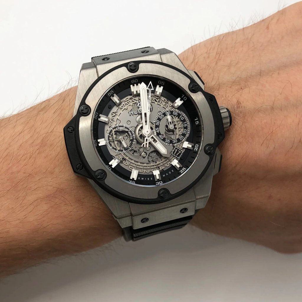 8th image of Hublot 701.NX.0170.RX Wristwatch, PreOwned condition
