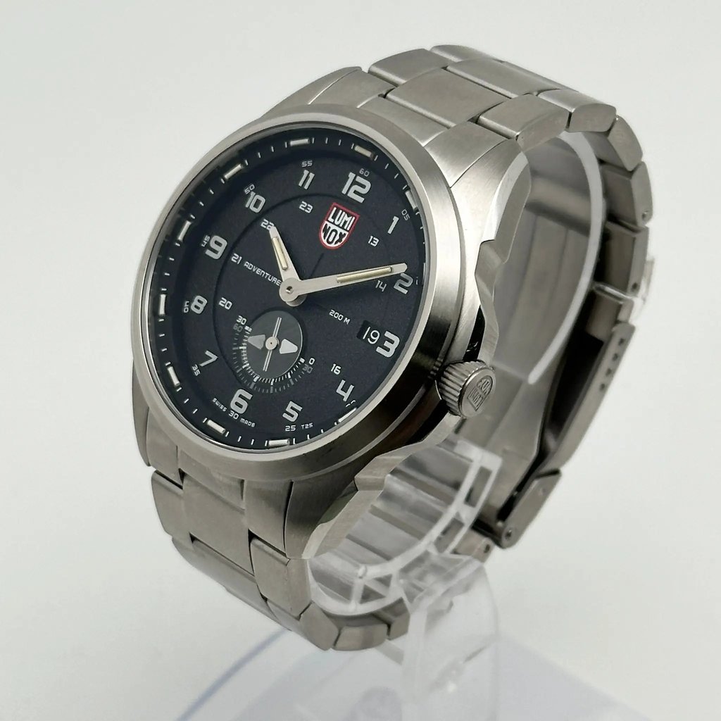 2nd image of Luminox Luminox Atacama Adventurer Field Wristwatch, NewWithDefects condition