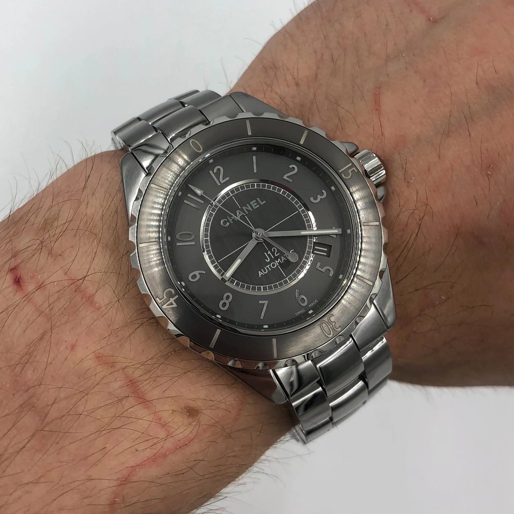 8th image of Chanel H2934 Wristwatch, DisplayModel condition
