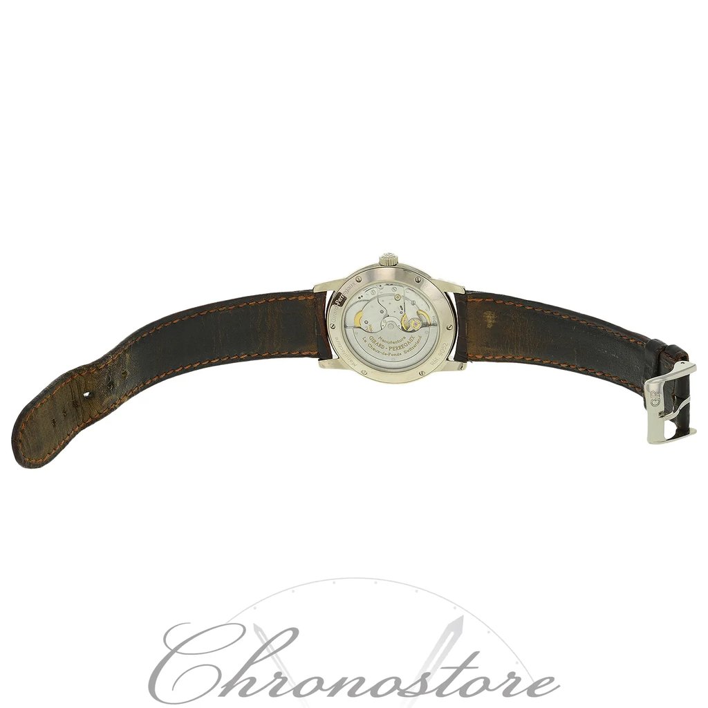 4th image of Girard-Perregaux Ref. 9052 Wristwatch, PreOwned condition