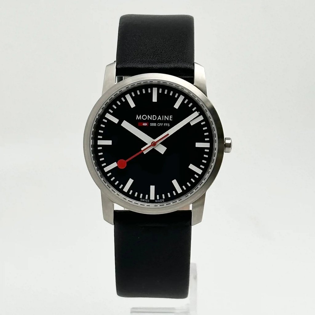Front Full View Of Mondaine A672.30351.14SBB Stainless Steel Watch Display Model Condition {Product Condition}