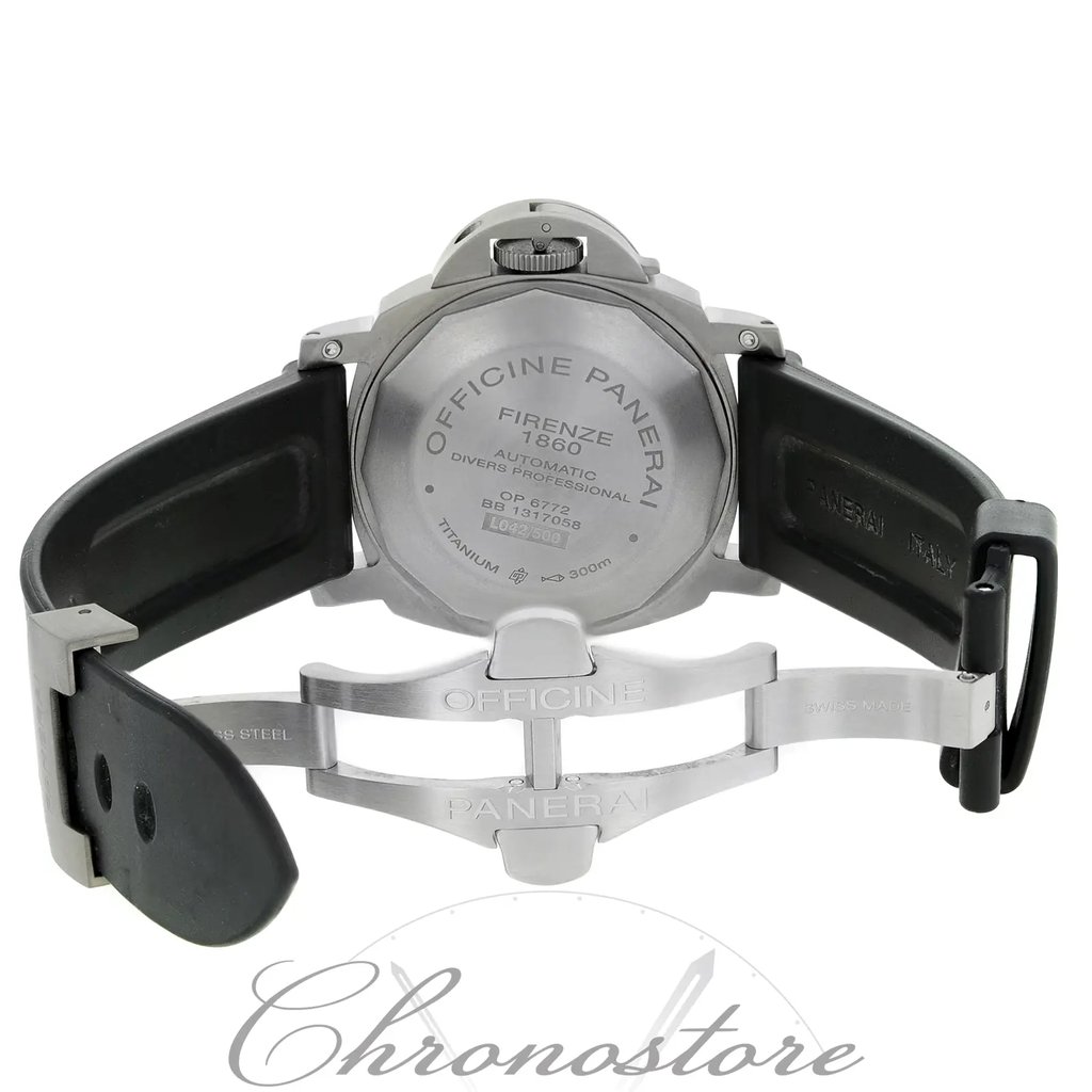 3rd image of Panerai PAM00025 Wristwatch, PreOwned condition