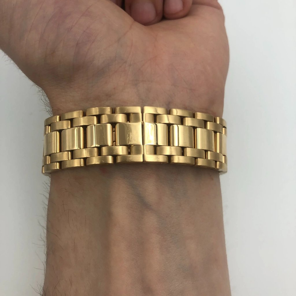 8th image of Cartier W26012K2 Wristwatch, PreOwned condition