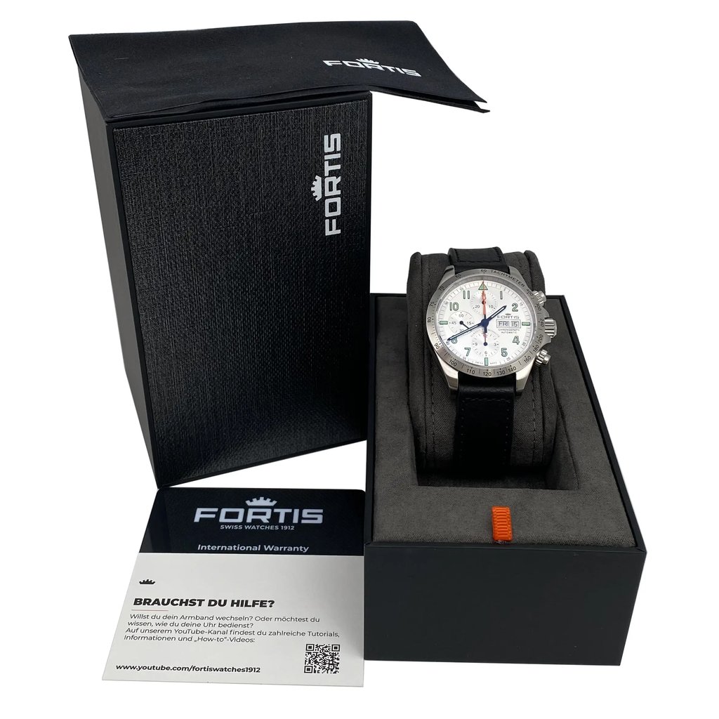  Full View Box, Documents and FORTIS F2140006 With Watch In The Image 