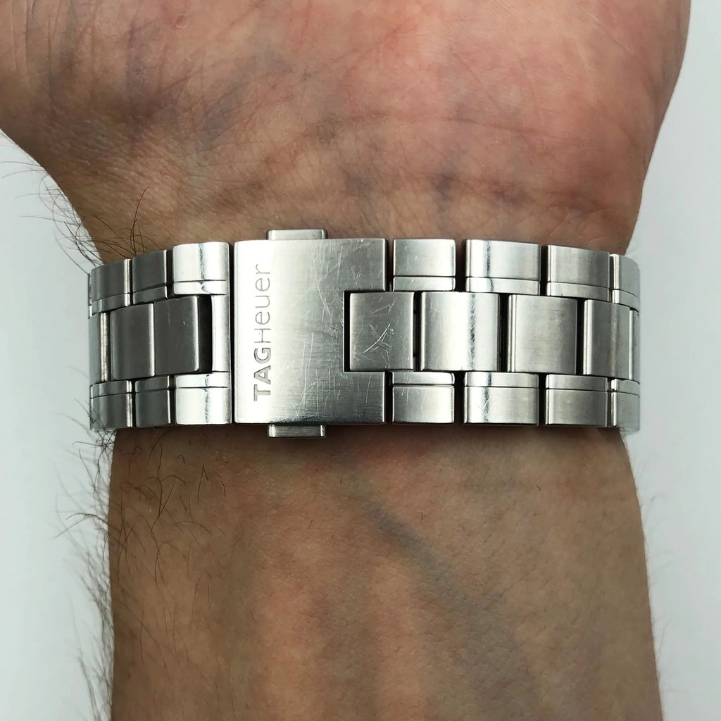 7th image of TAG Heuer CV2A11.BA079 Wristwatch, PreOwned condition