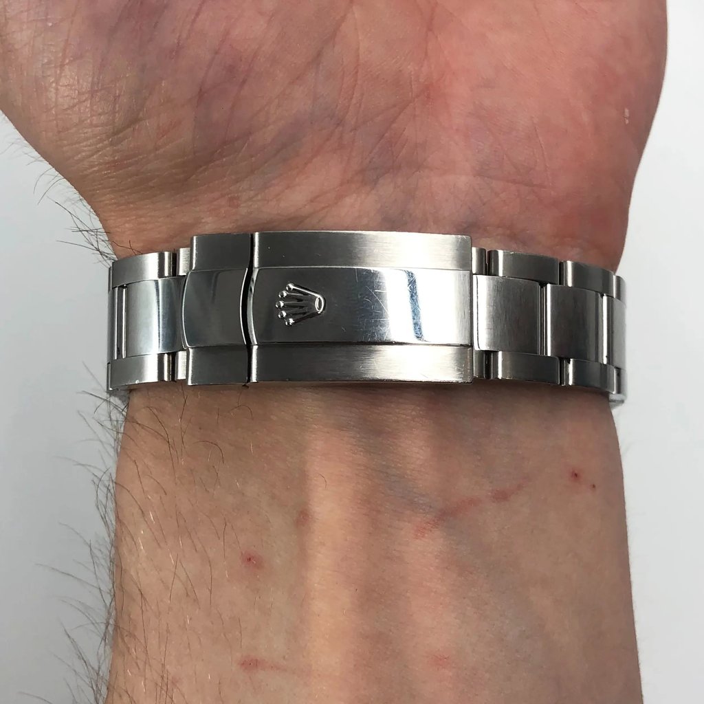 7th image of Rolex 116400GV Wristwatch, PreOwned condition