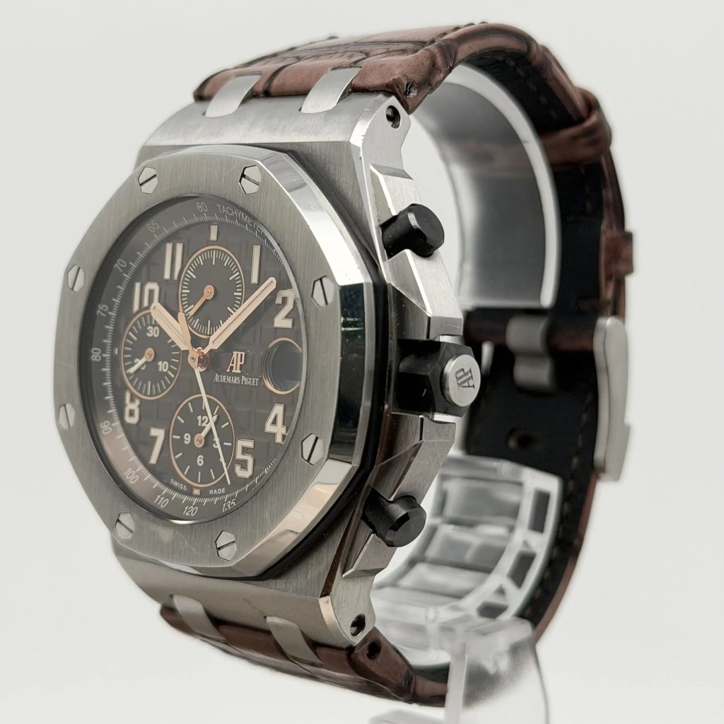 2nd image of Audemars Piguet Audemars Piguet Royal Oak Wristwatch, PreOwned condition