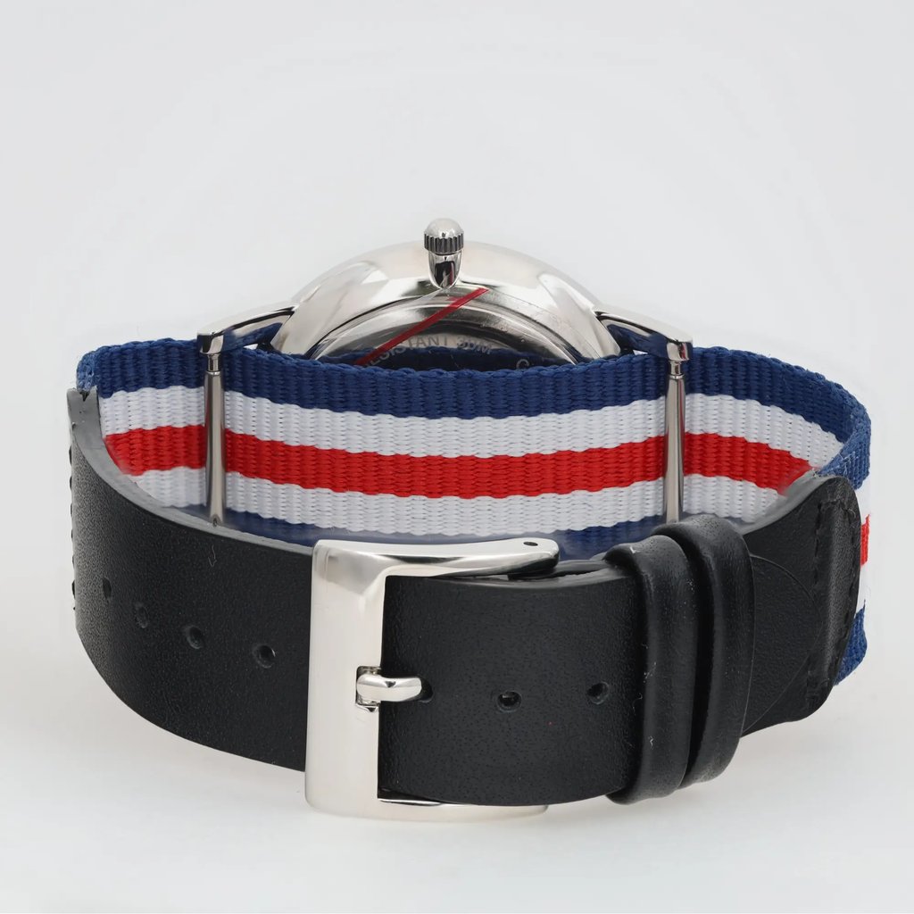 Back View Of Snap Back Case And Closed Stainless Steel Band Of COVER CO123.34 Watch Display Model Condition