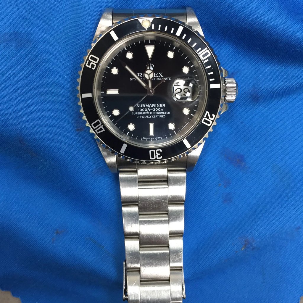 Front Full View Of Rolex 16610 Stainless Steel Watch Pre Owned Condition {Product Condition}