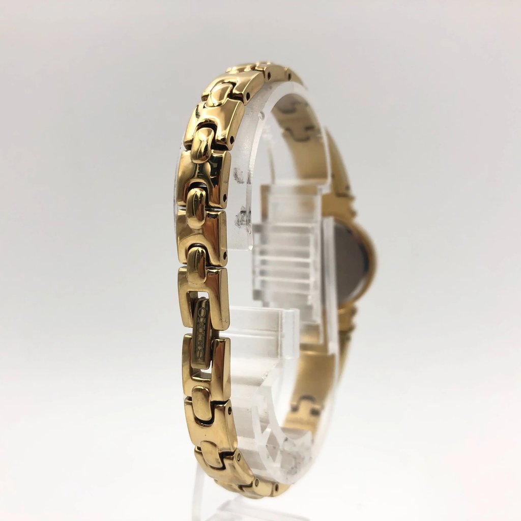 Back View Of Snap Back Case And Closed Stainless Steel Band Of Seiko SUJG34 Watch Pre Owned Condition