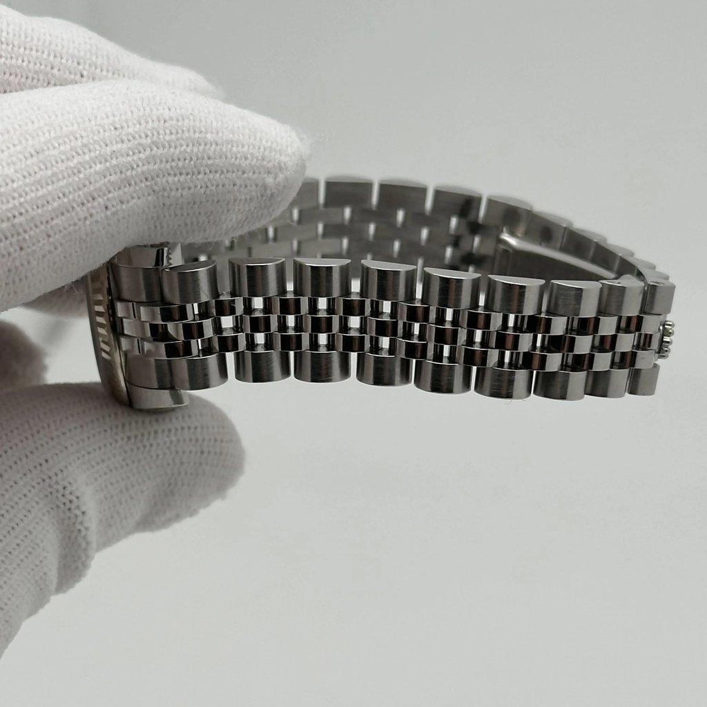 6th image of Rolex Lady Datejust Wristwatch, PreOwned condition