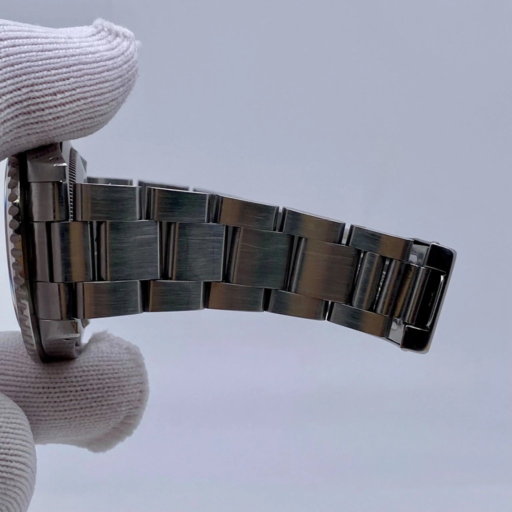 6th image of Rolex Rolex GMT-Master 16700 Wristwatch, PreOwned condition