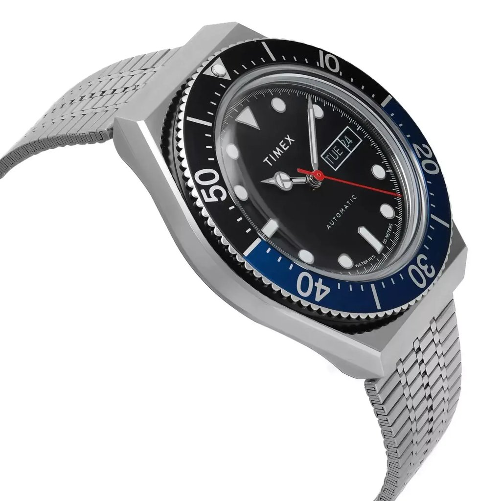 4th image of Timex Timex-M79 Wristwatch, DisplayModel condition