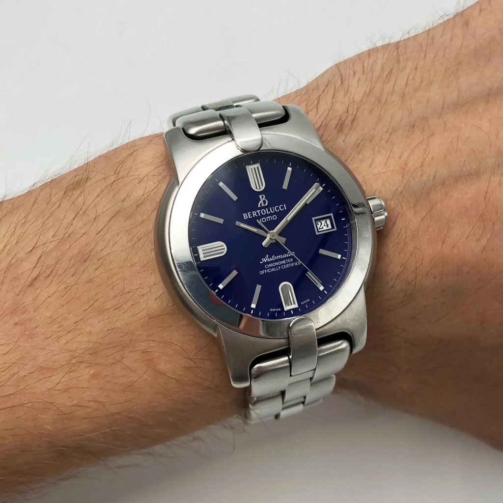 8th image of Bertolucci 884.55.41.104 Wristwatch, PreOwned condition