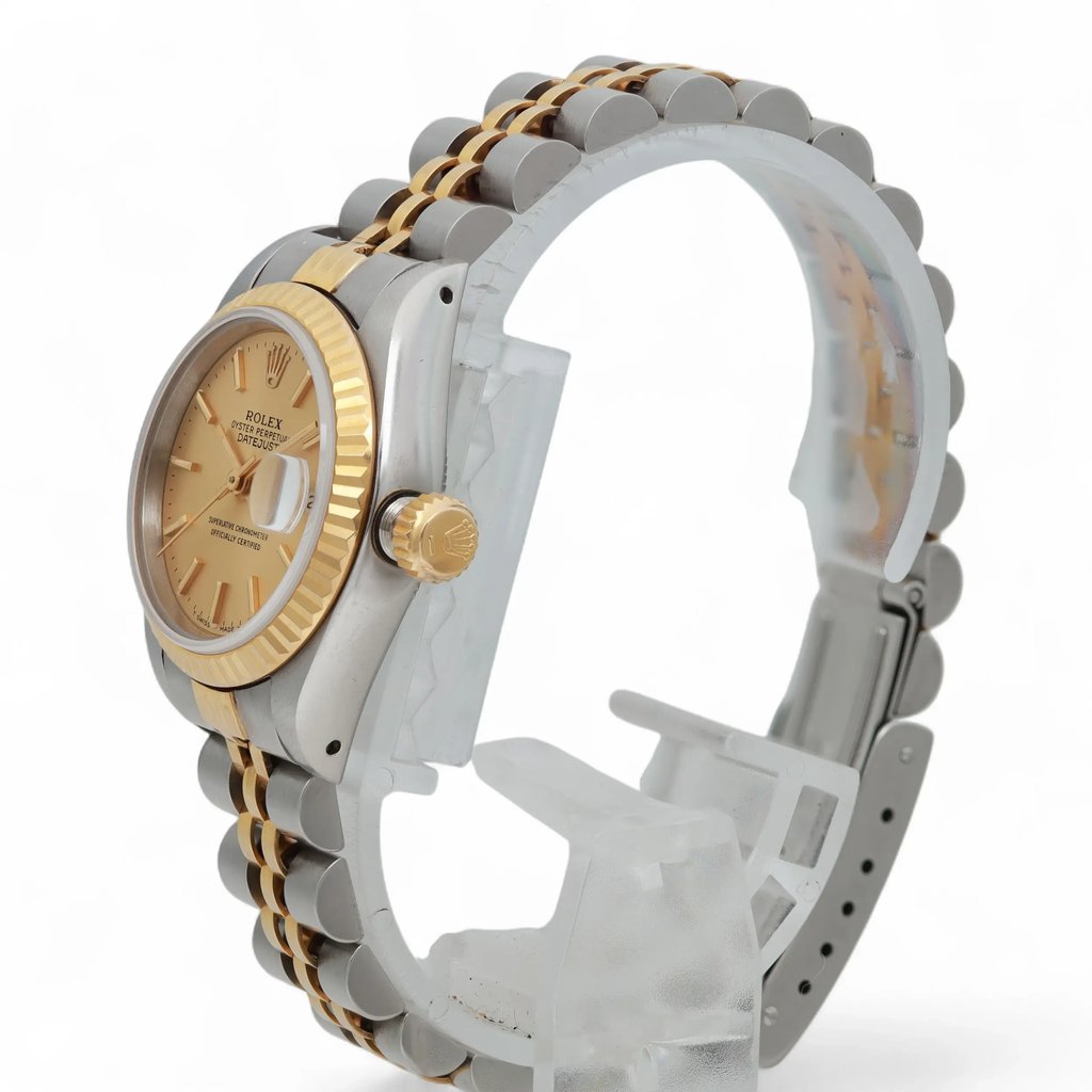 2nd image of Rolex Rolex Datejust 69173 Wristwatch, PreOwned condition