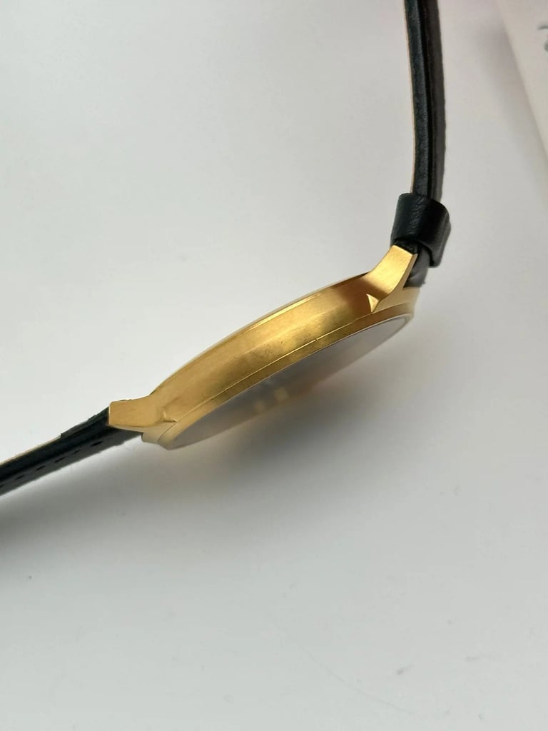 View Of Opposite Crown Facing Side Of Mondaine MH1.L2211.LB Stainless Steel Watch Pre Owned Condition