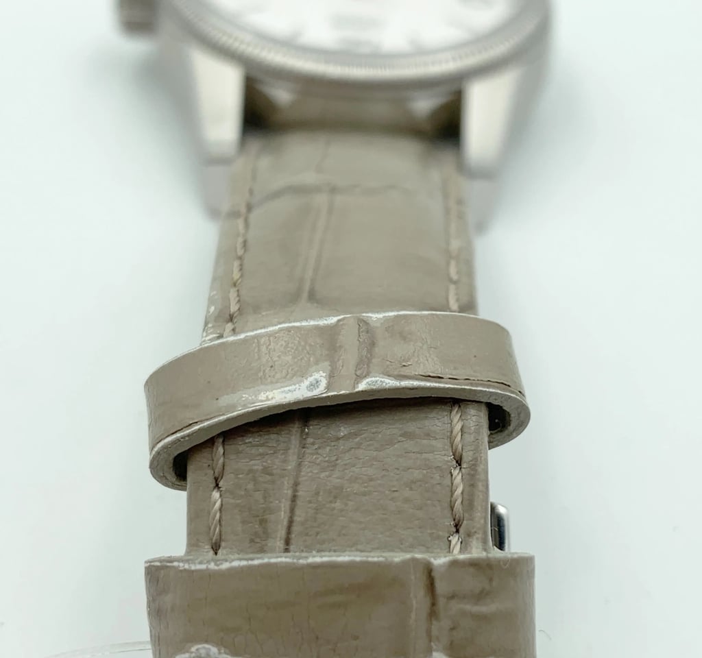 8th image of Oris 01 733 7649 4031 Wristwatch, PreOwned condition