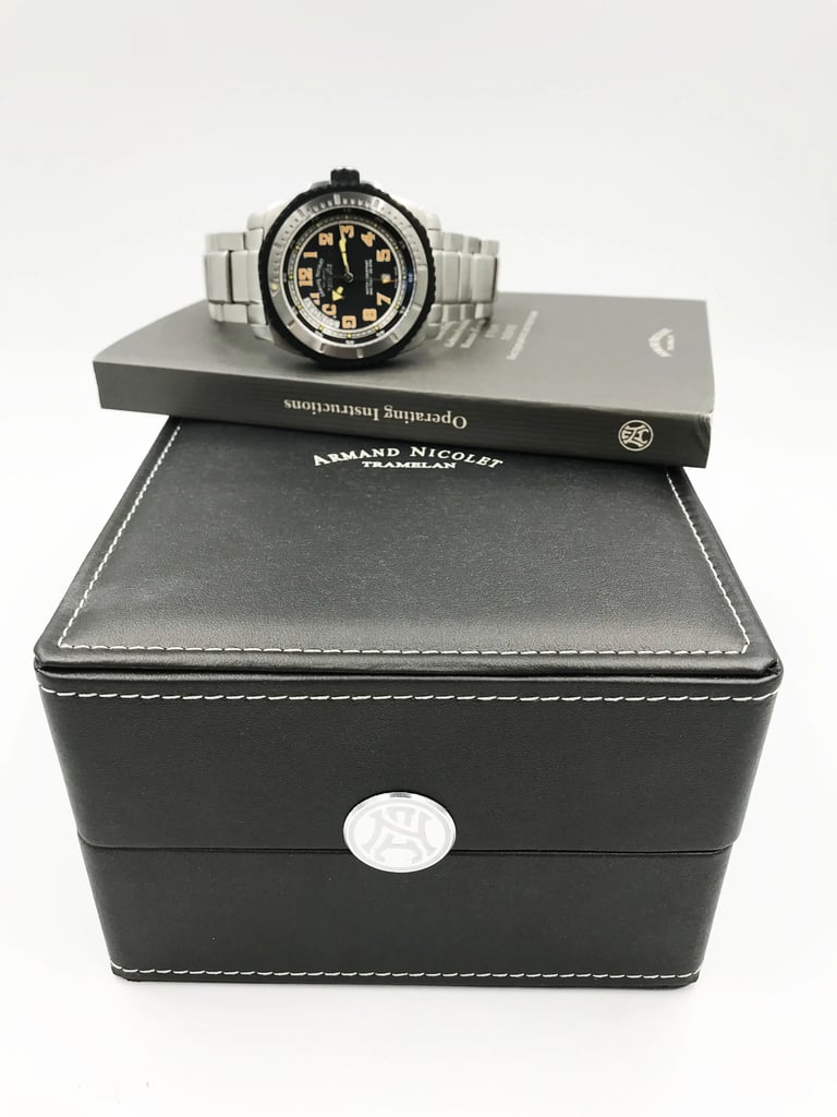 8th image of Armand Nicolet 9160-G-9164 Wristwatch, PreOwned condition