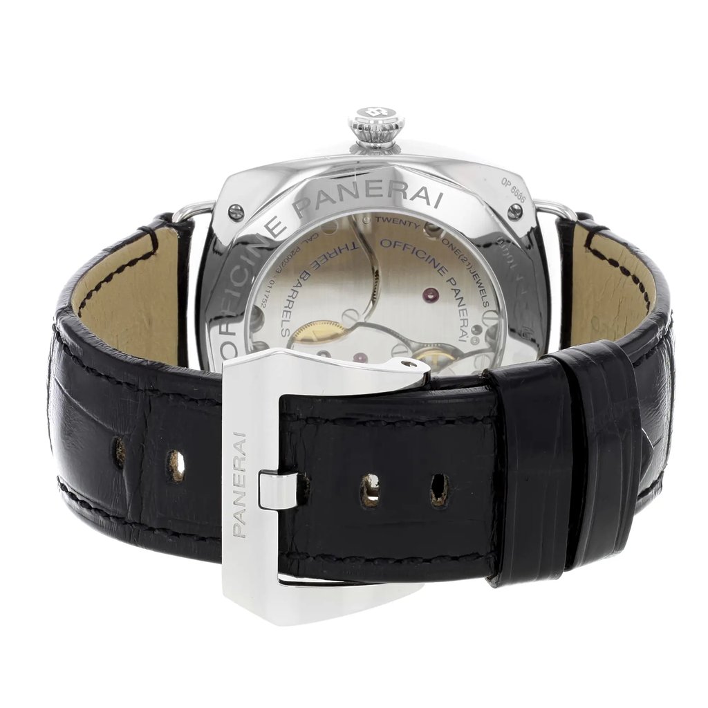 4th image of Panerai PAM00268 Wristwatch, PreOwned condition