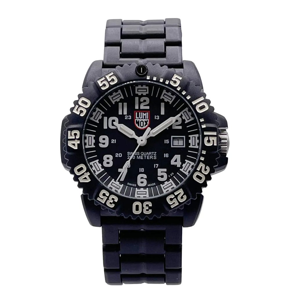 Front Full View Of Luminox 3052 Carbon Fiber Watch Pre Owned Condition Excellent