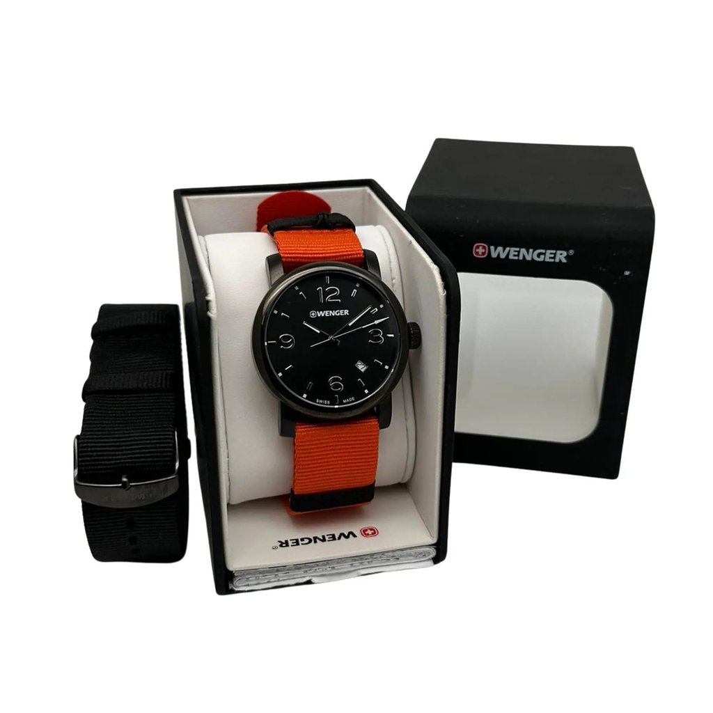  Full View Box, Documents and Wenger 60.1041.131 With Watch In The Image 