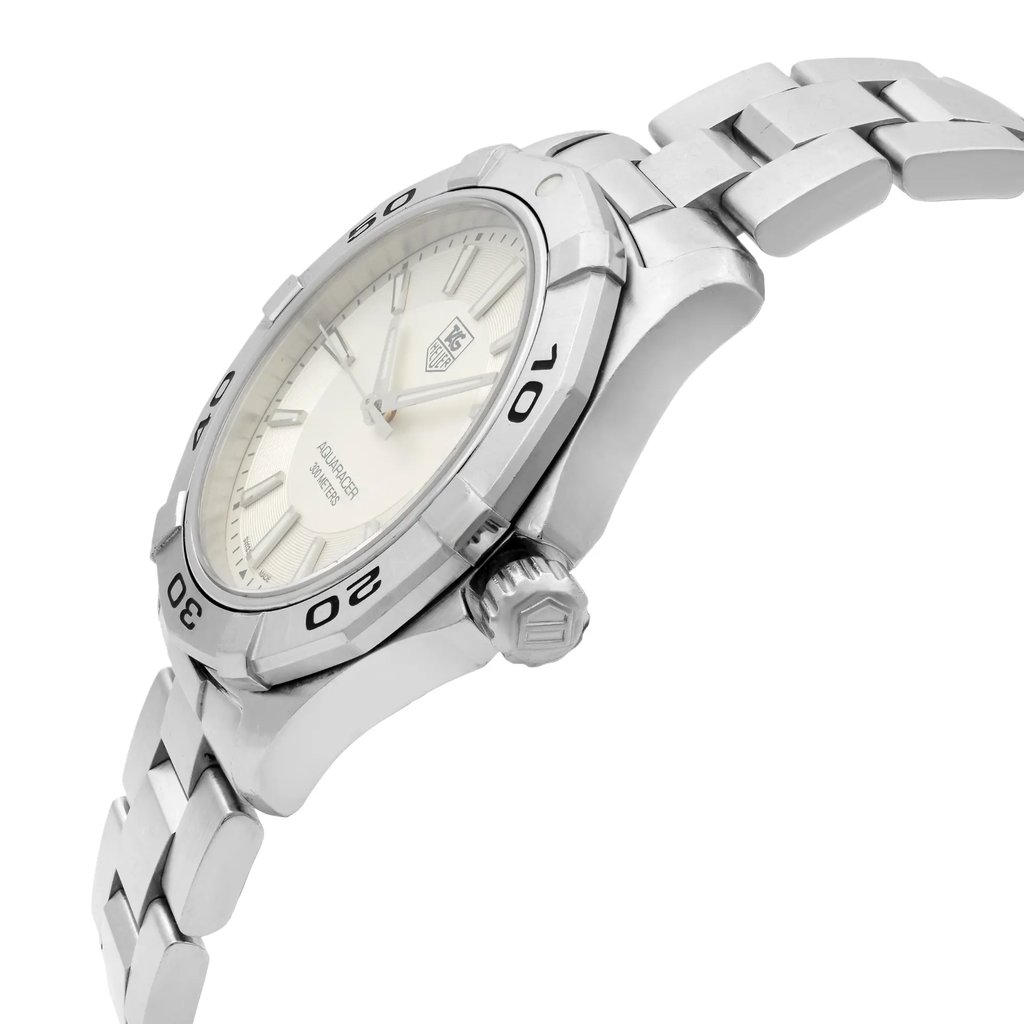3rd image of TAG Heuer TAG Heuer Aquaracer Wristwatch, PreOwned condition