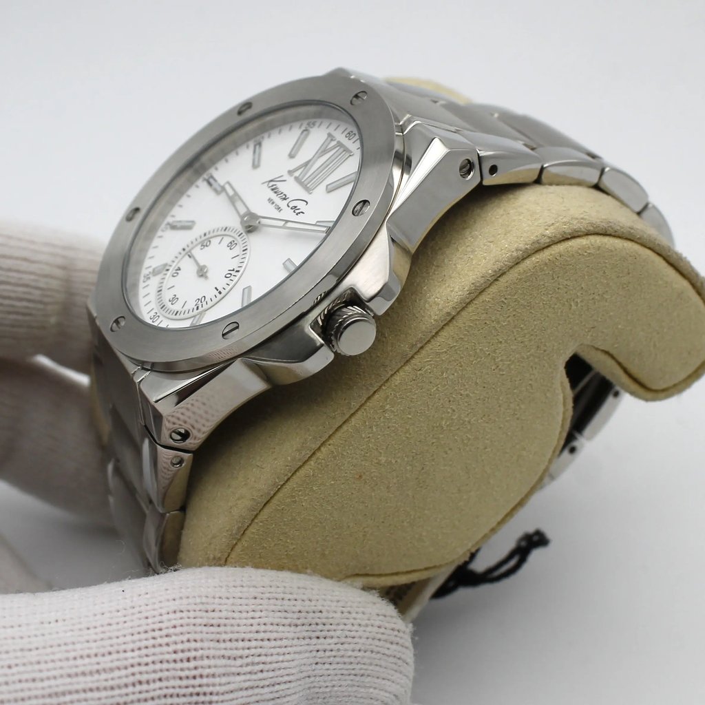 5th image of Kenneth Cole Kenneth Cole Wristwatch, DisplayModel condition