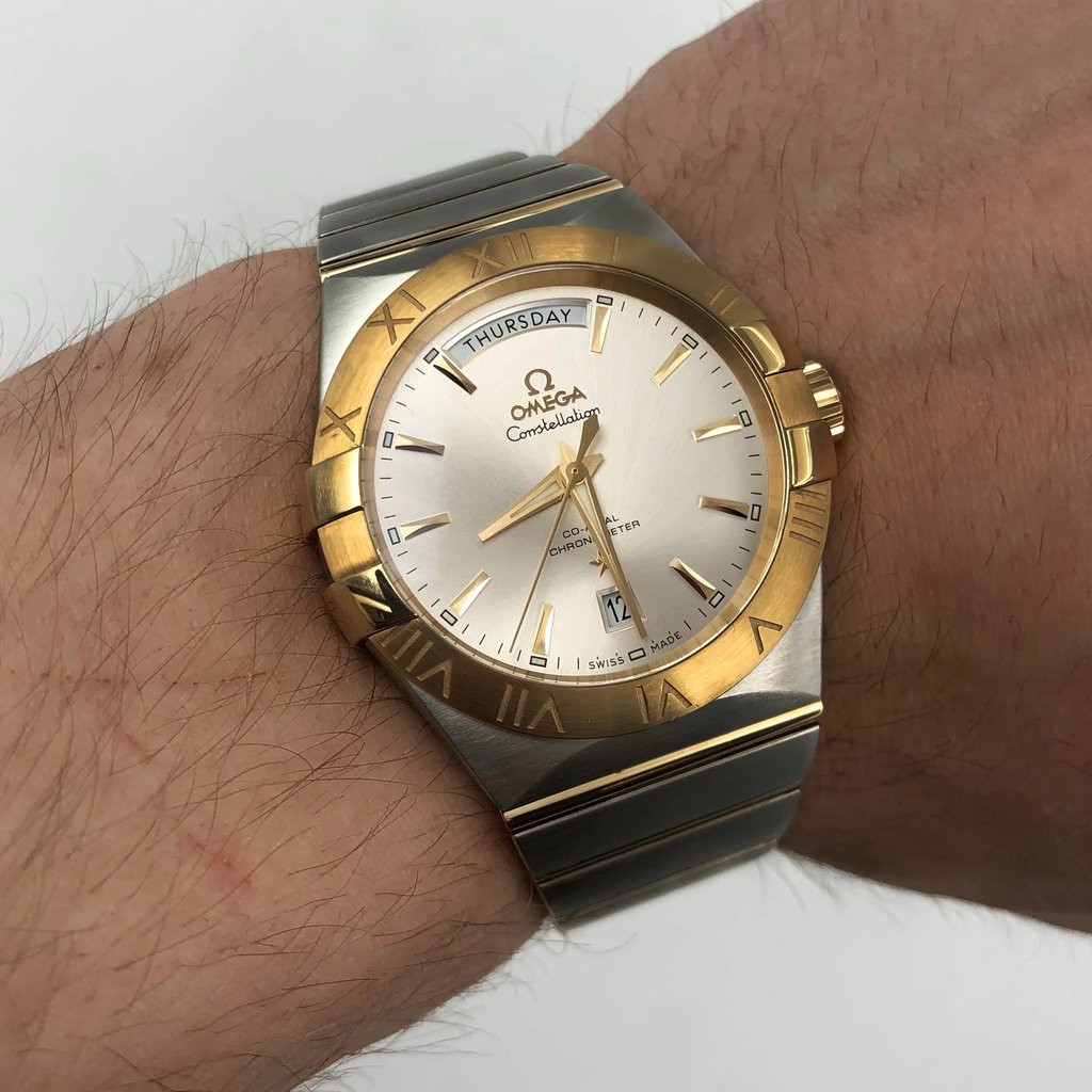 10th image of OMEGA 123.20.38.22.02.002 Wristwatch, DisplayModel condition